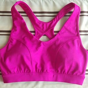 NWOT Tek Gear High Performance Sports Bra